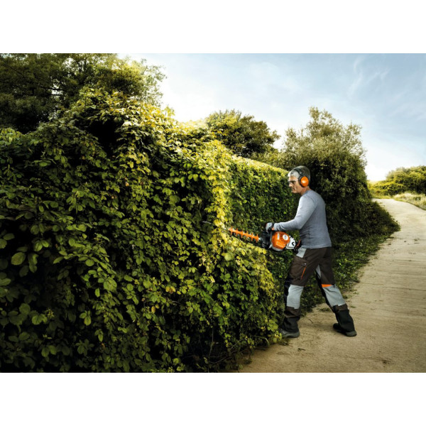 Nůžky zahradní benzínové STIHL HS 56 C-E, 600mm